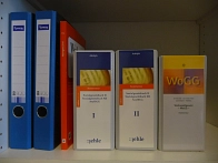 Gesetzesbücher SGB XII und WoGG © Amt Siek